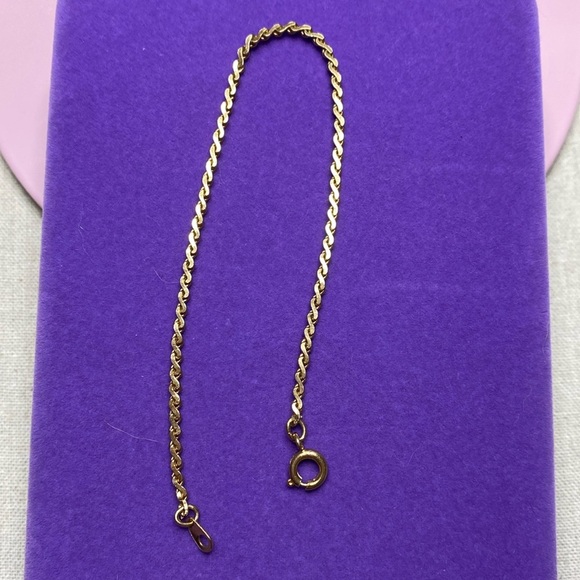 💛 Vintage Gold Plated Serpentine Bracelet - Picture 1 of 4